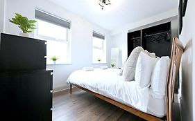 Fully Refurbed 2025 Central London 1 Minute To Old Street Station